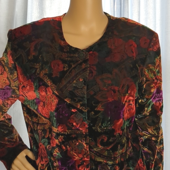 Velvet Jewel Toned Floral Jacket - Picture 4 of 12
